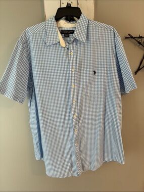 Mens short sleeve button down blue and white checkered shirt
